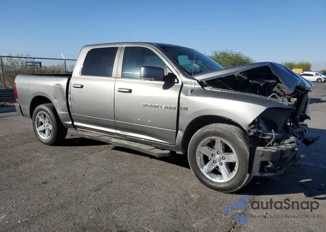 2011 Dodge Ram 1500 z USA, uszkodzony, nr VIN 1D7RB1CT0BS550857